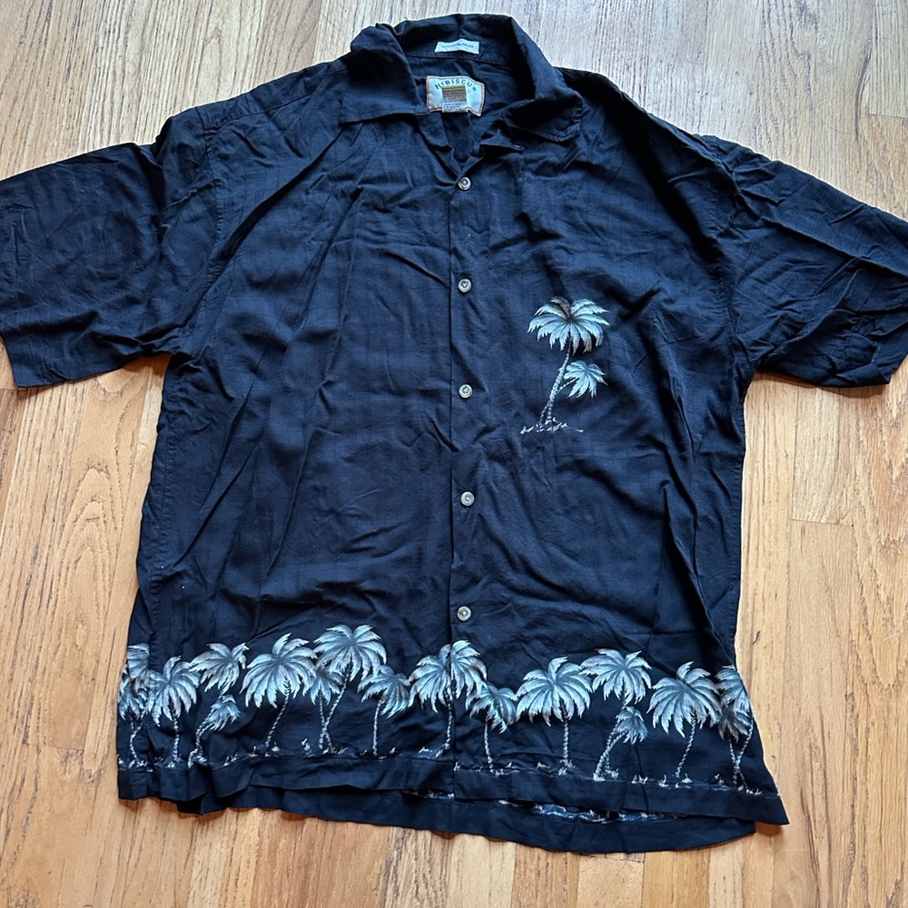 Hibiscus Hawaii men’s shirt black palm tree